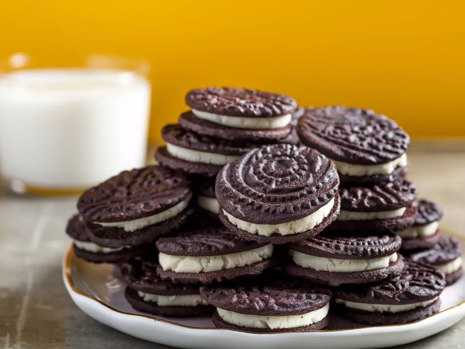Homemade Oreo Cookies Recipe