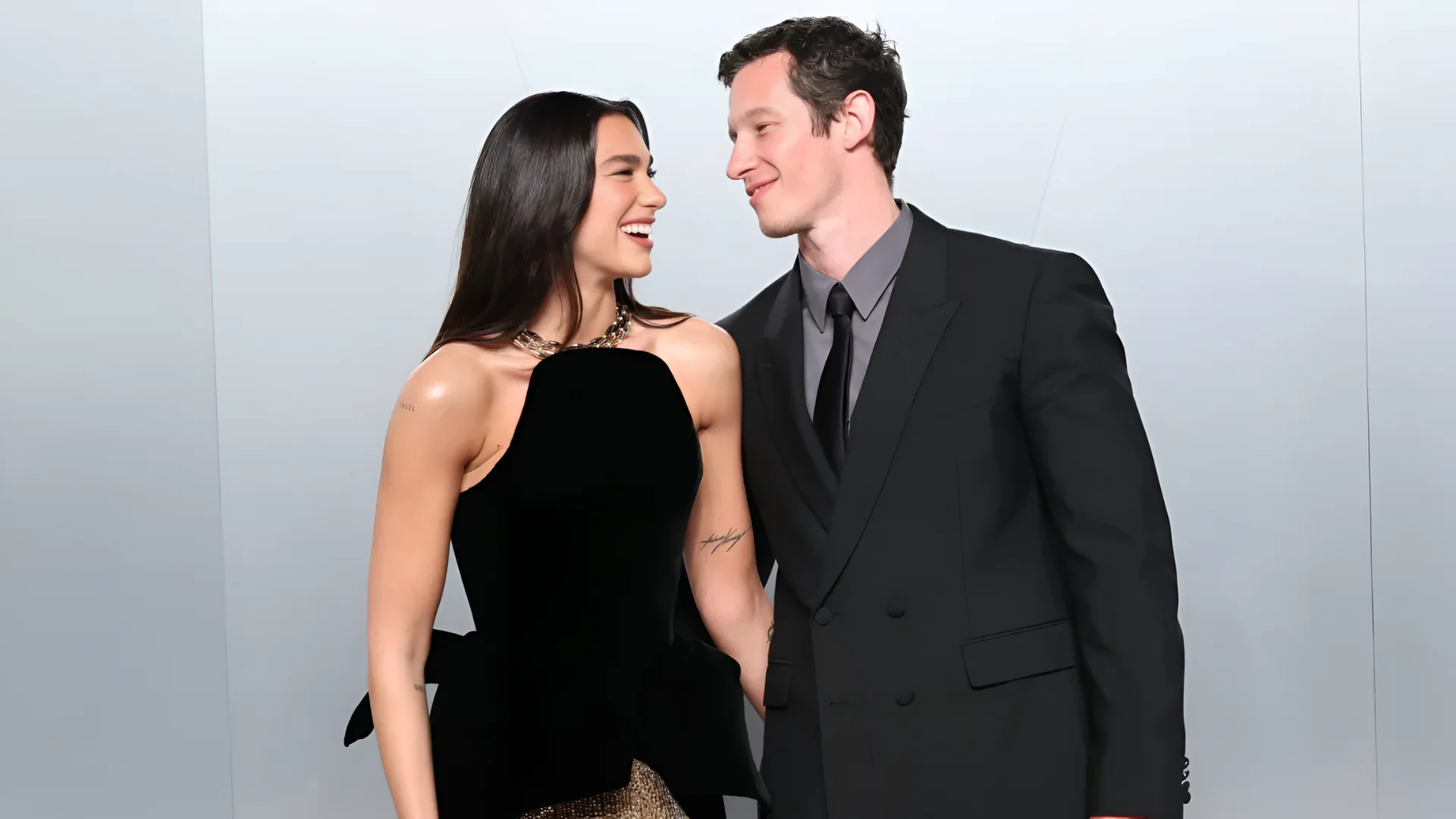 Dua Lipa and Callum Turner attend the 2026 Vanity Fair Oscar Party. Amy Sussman/Getty Images for Vanity Fair