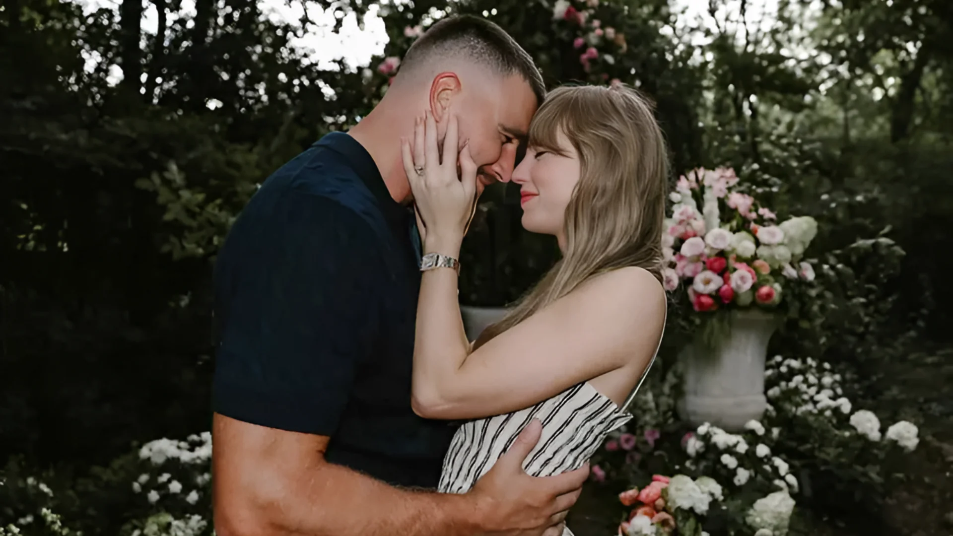Travis Kelce and Taylor Swift. Credit : Taylor Swift & Travis Kelce