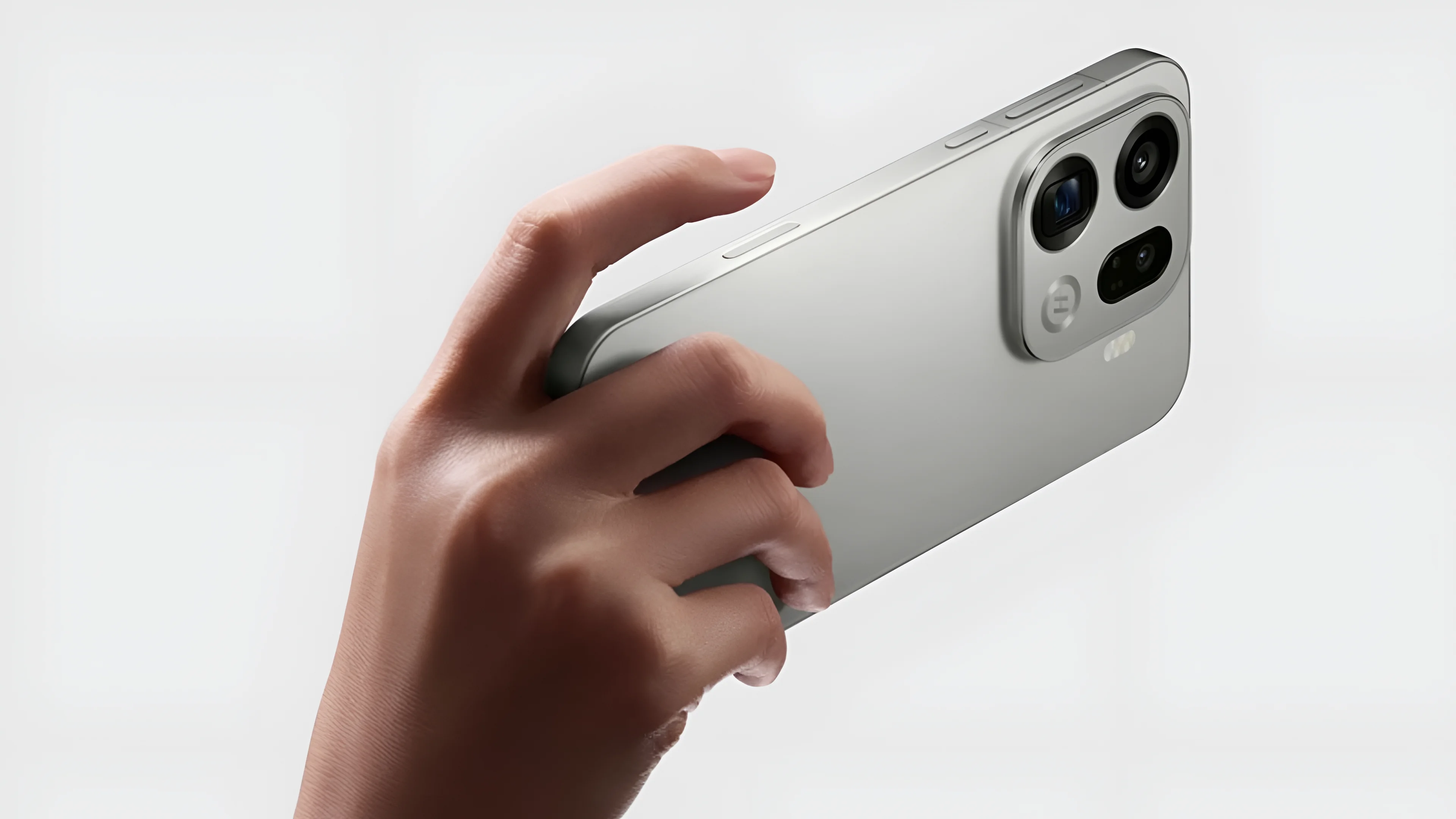 The OPPO Find X9 Pro in gray features a distinctive circular camera module design.